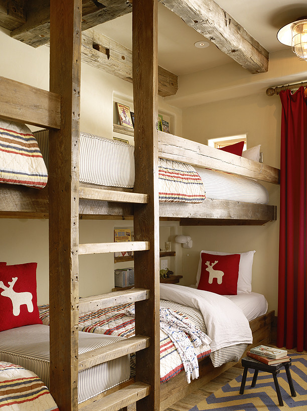 Kids' room - traditional kids' room idea in San Francisco