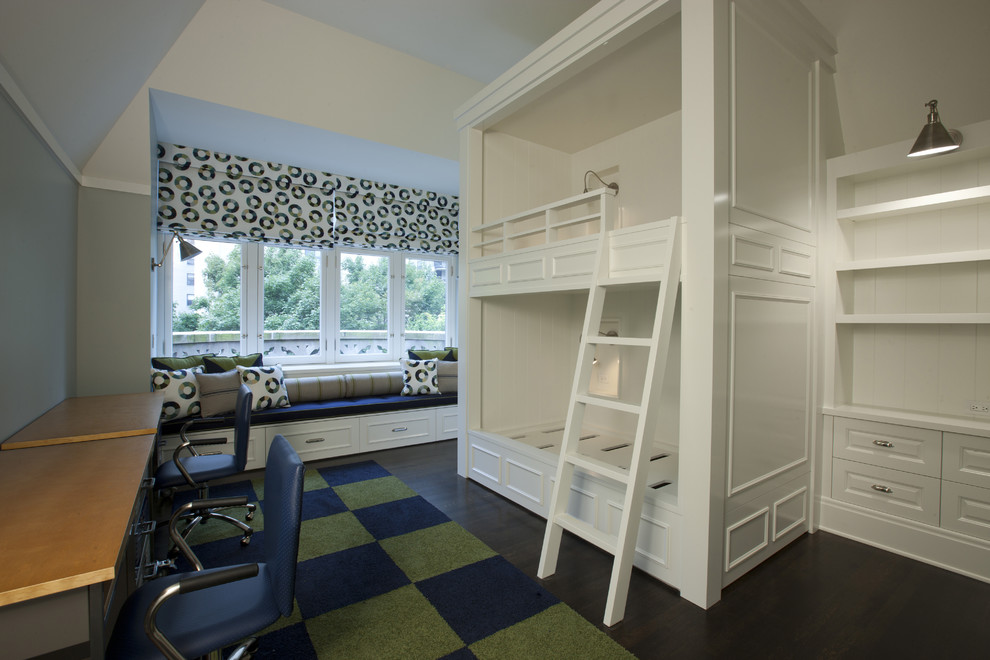 Inspiration for a contemporary kids' room remodel in Chicago