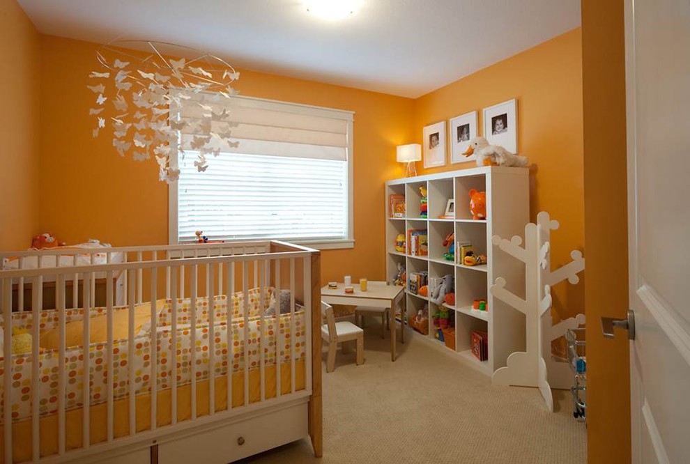バンクーバーにあるコンテンポラリースタイルのおしゃれな赤ちゃん部屋の写真