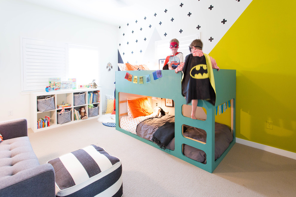 Источник вдохновения для домашнего уюта: детская в стиле модернизм с спальным местом для мальчика