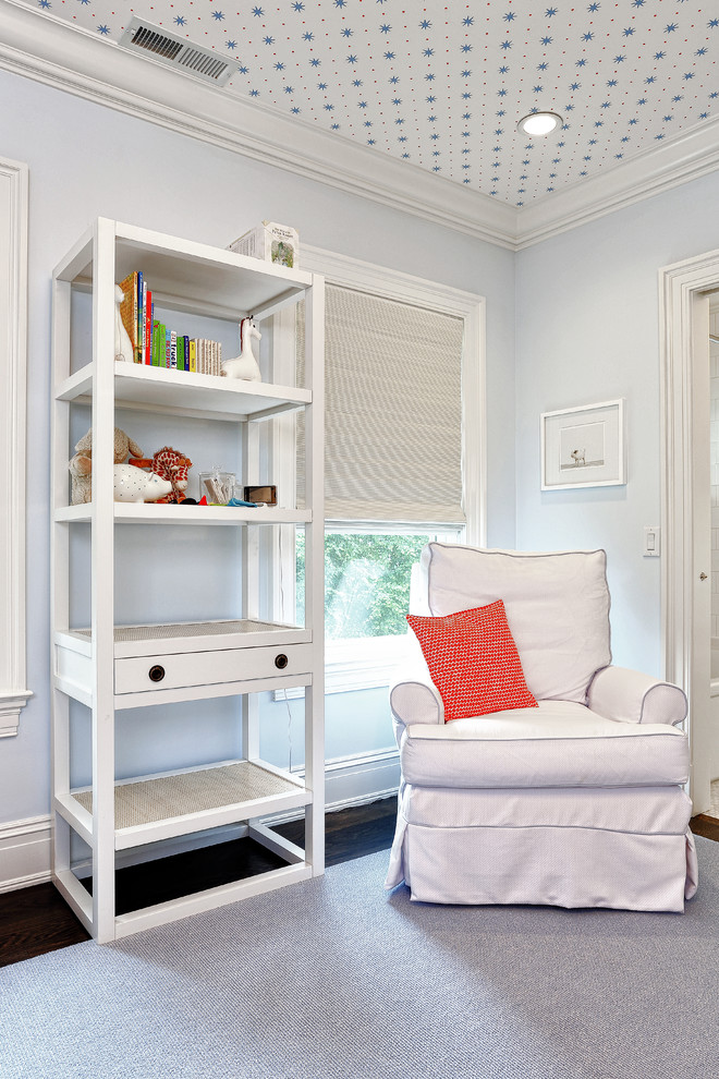 Design ideas for a traditional kids' bedroom in New York.