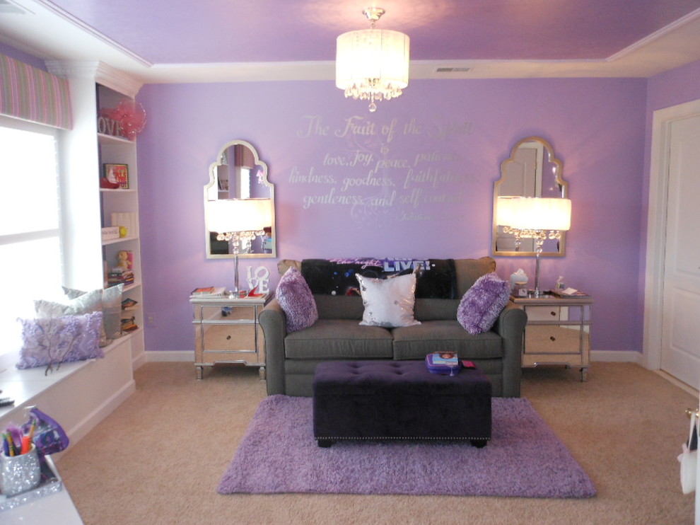 На фото: большая детская в классическом стиле с спальным местом, фиолетовыми стенами, ковровым покрытием и бежевым полом для подростка, девочки с