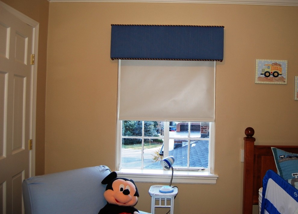 This is an example of a traditional kids' bedroom for boys in Tampa with brown walls.