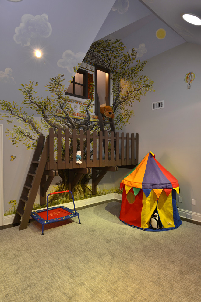 Example of a classic gender-neutral kids' room design in New York with multicolored walls