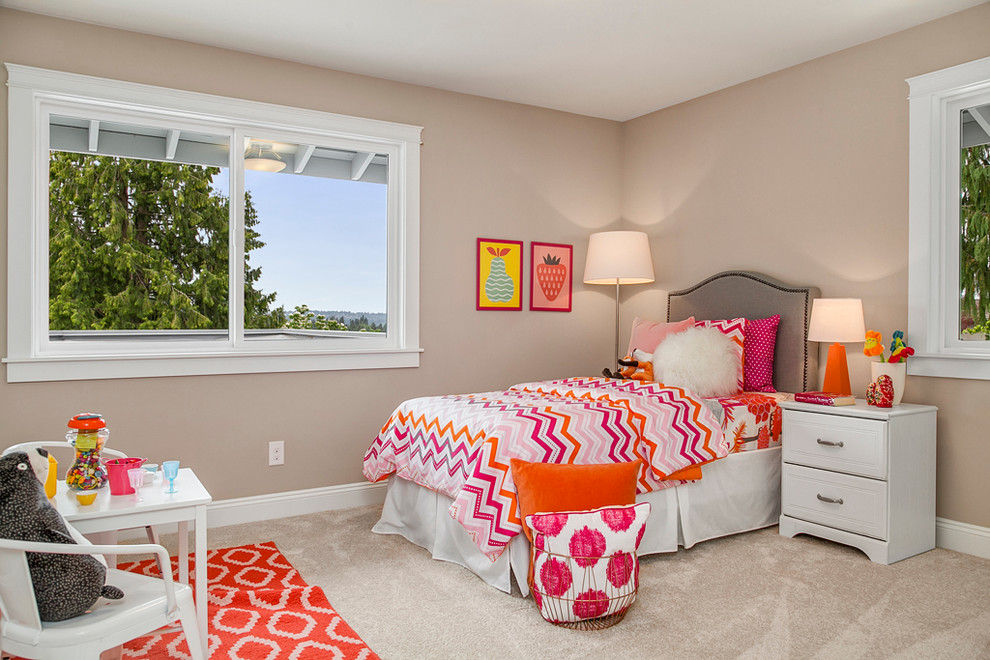Example of a transitional kids' room design in Seattle
