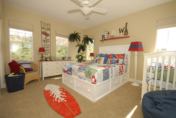 Photo of a world-inspired kids' bedroom in San Diego.