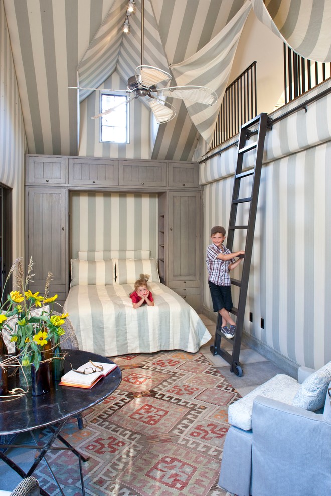 Stilmix Kinderzimmer mit Schlafplatz in Los Angeles