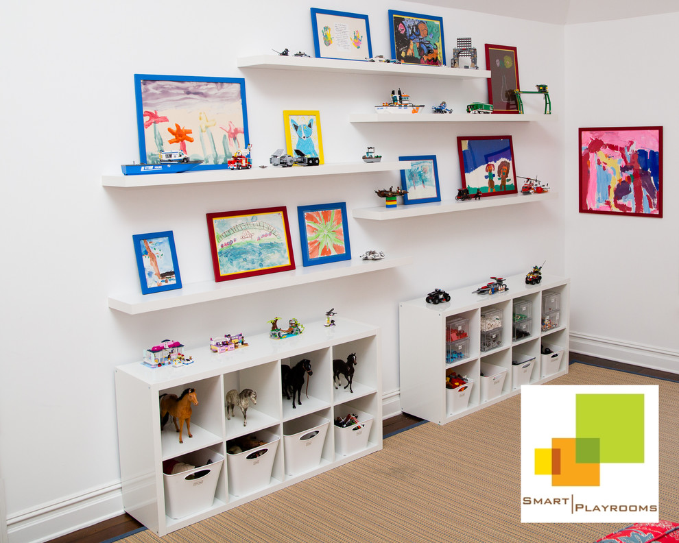 Inspiration pour une chambre d'enfant minimaliste de taille moyenne avec un mur blanc.