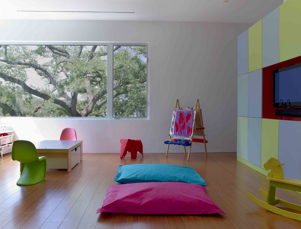 Idée de décoration pour une salle de jeux d'enfant minimaliste.