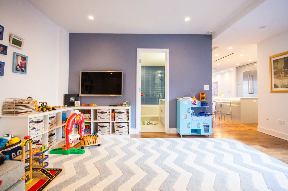 Example of a transitional kids' room design in New York