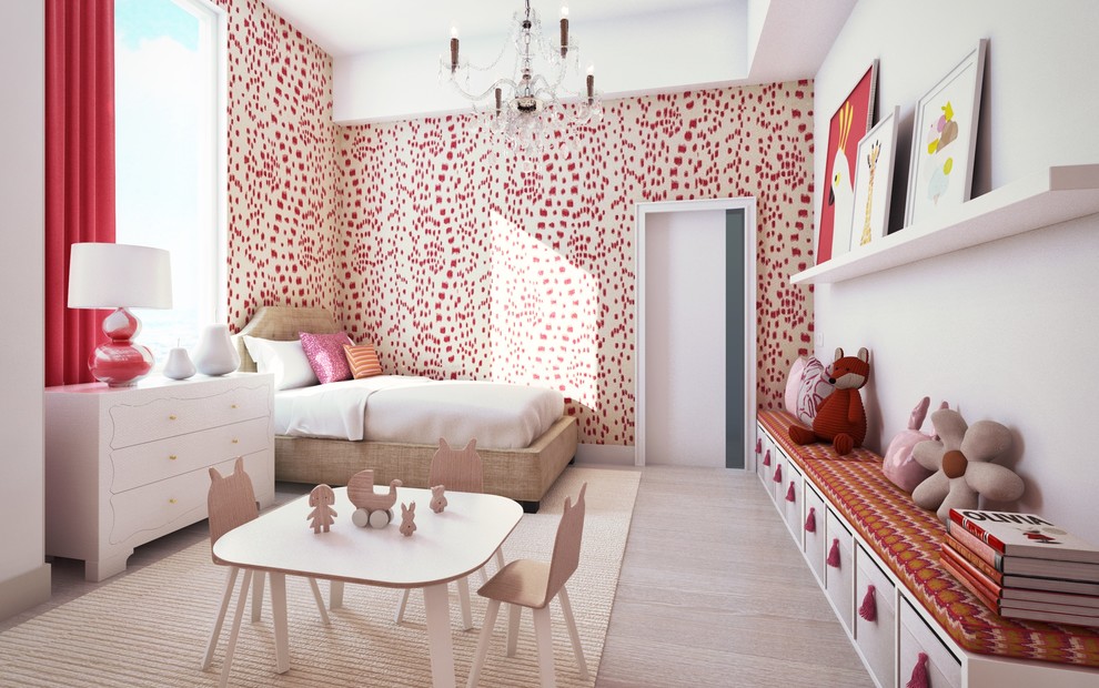 Idéer för ett eklektiskt flickrum kombinerat med sovrum och för 4-10-åringar, med rosa väggar, brunt golv och ljust trägolv