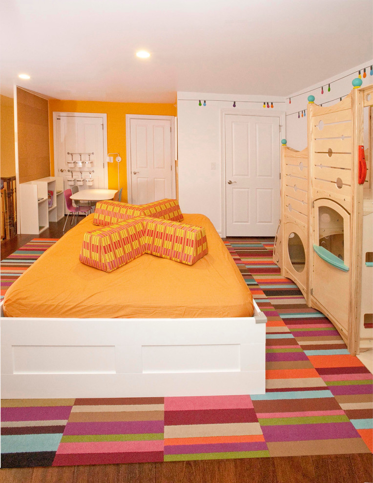 Kids' room - modern gender-neutral kids' room idea in New York