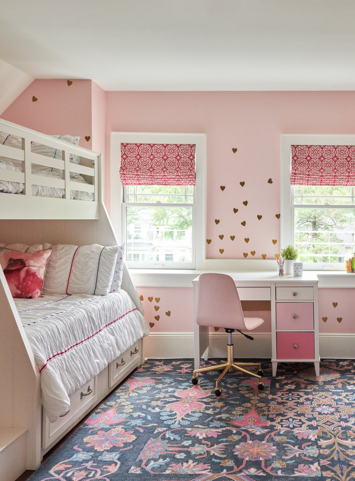 На фото: детская в стиле неоклассика (современная классика) с спальным местом, розовыми стенами, ковровым покрытием и разноцветным полом для девочки с