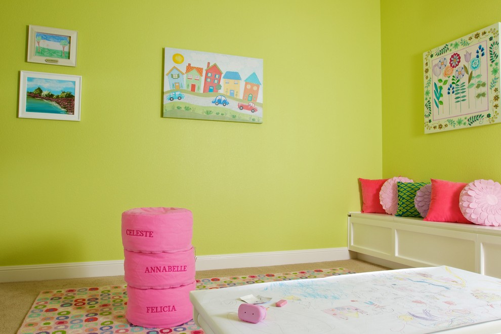 Example of a trendy kids' room design in Sacramento