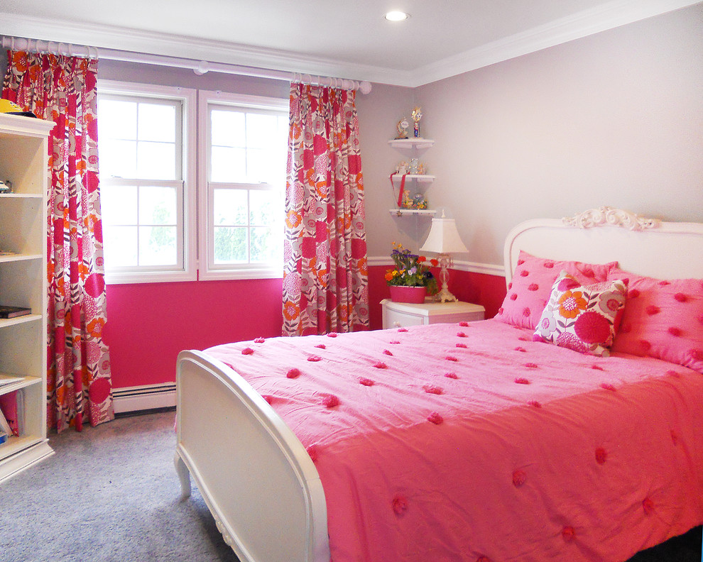Пример оригинального дизайна: детская среднего размера в современном стиле с спальным местом, розовыми стенами, ковровым покрытием и синим полом для подростка, девочки