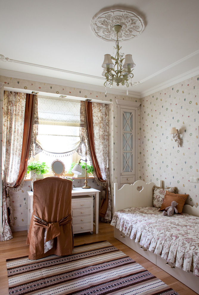 Inspiration for a timeless kids' room remodel in Moscow