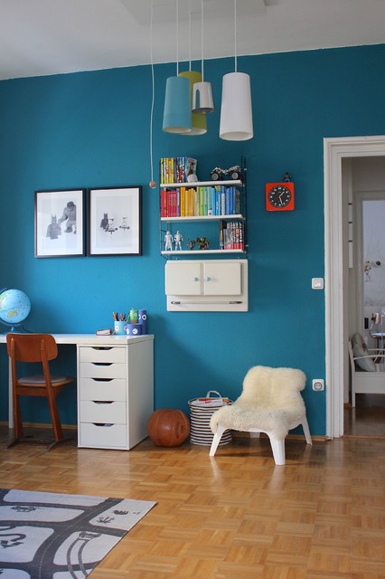 Farbfreude! Ein Kinderzimmer in Petrol-Blau - Contemporary - Kids - Munich  - by KOLORAT | Houzz IE