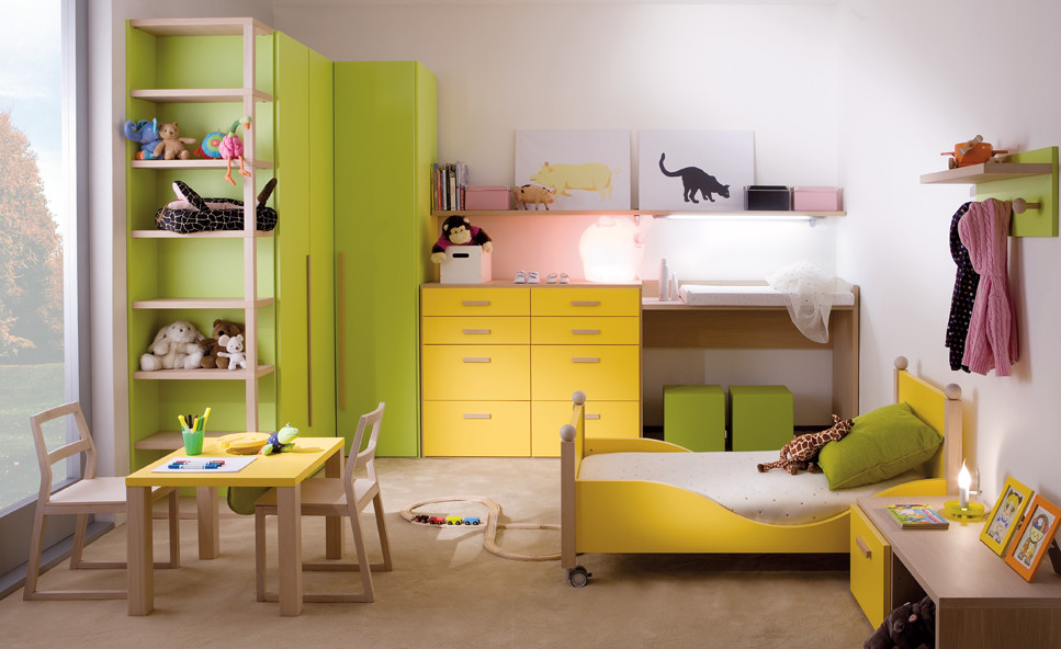 Design ideas for a medium sized contemporary kids' bedroom in Dusseldorf with white walls, carpet and beige floors.