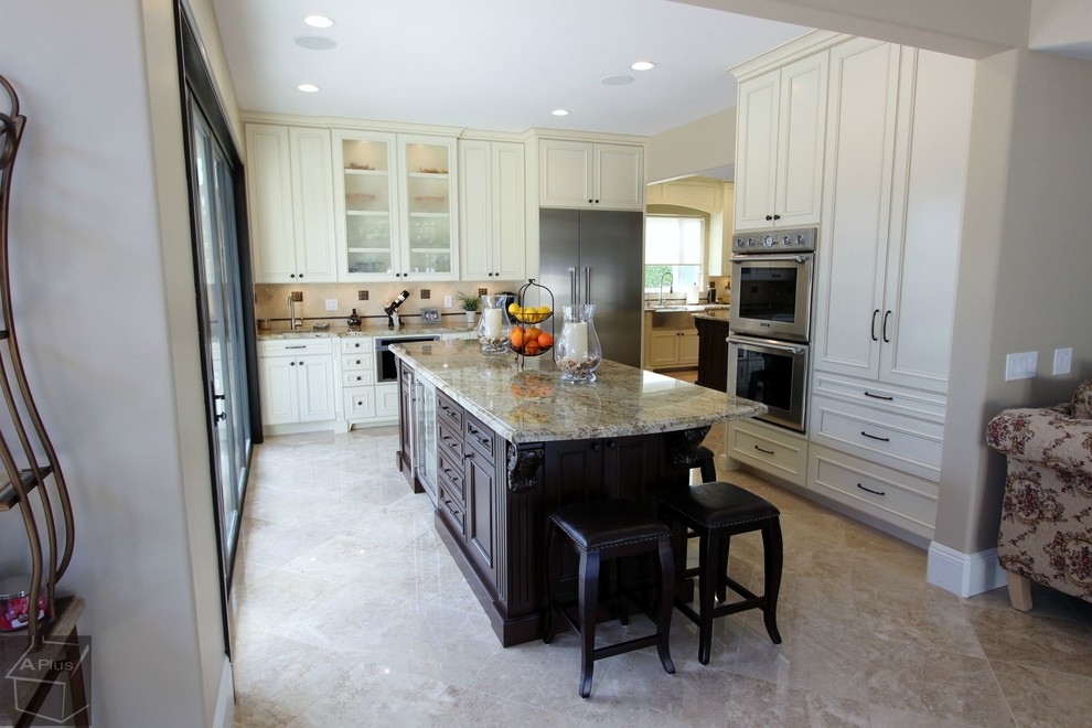 100 - Huntington Beach - Traditional Luxury Kitchen ...