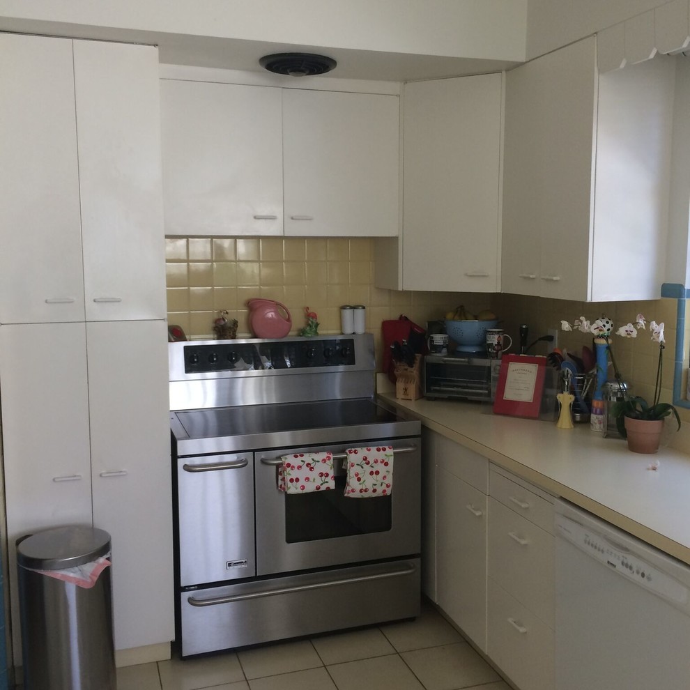 1927 Art Deco Kitchen in Hollywood, FL Transitional Kitchen Miami by Kevin Gray Design