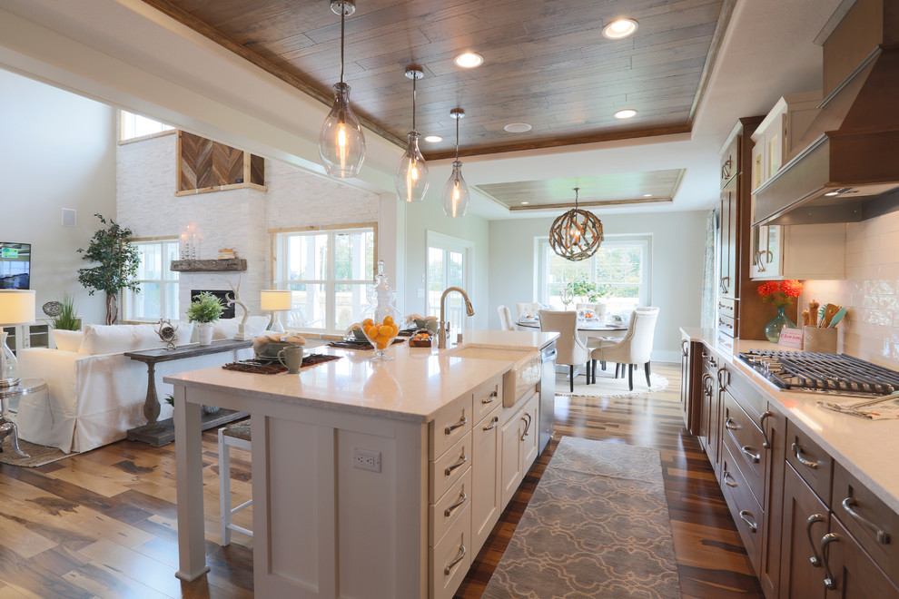 2015 Parade of Homes The Azalea Delafield, WI Woodridge Estates Craftsman Kitchen