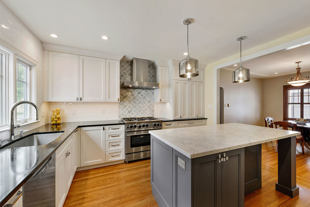 2017 Alameda Makeover Traditional Kitchen San Francisco by HDR