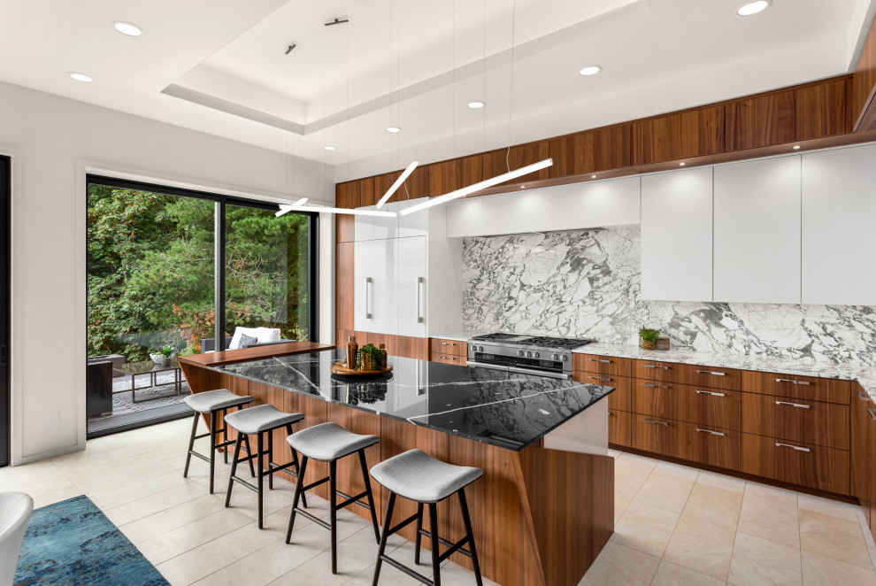 This is an example of a contemporary kitchen in Portland.