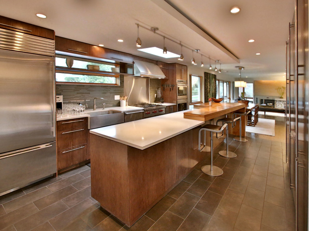 Inspiration for a contemporary kitchen remodel in Portland