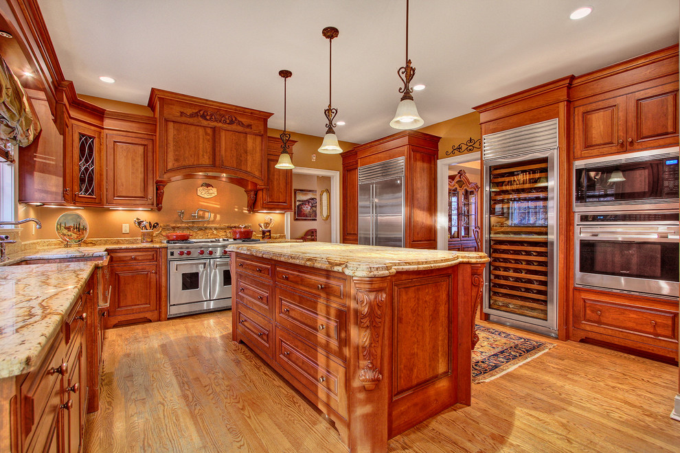 23 Tuckahoe Road Traditional Kitchen New York by Denise Walsh
