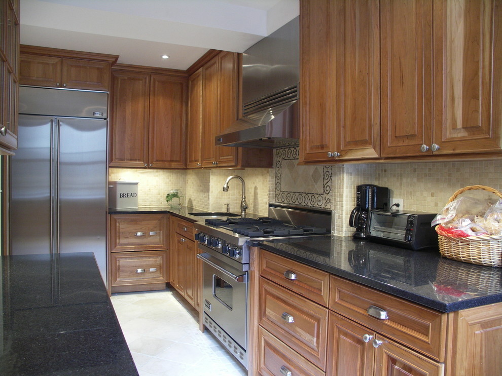 390 Riverside Drive - Traditional - Kitchen - New York - by MyHome