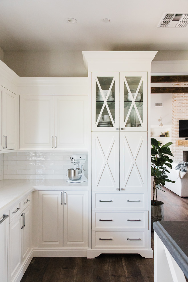 Example of a transitional kitchen design in Phoenix