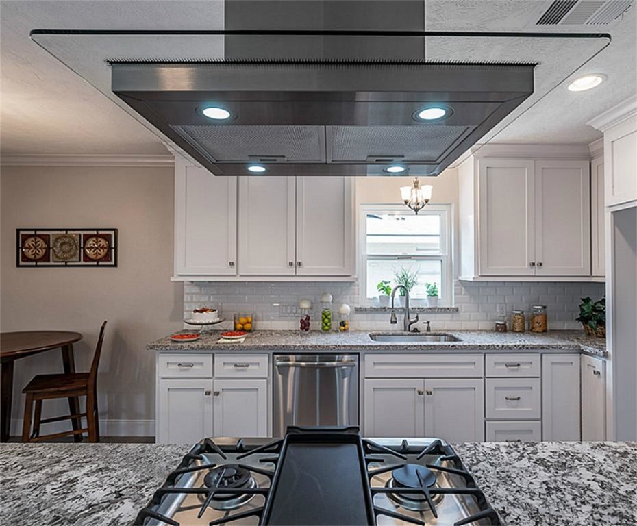 4831 Stillbrooke - Craftsman - Kitchen - Houston - by Box Builders | Houzz