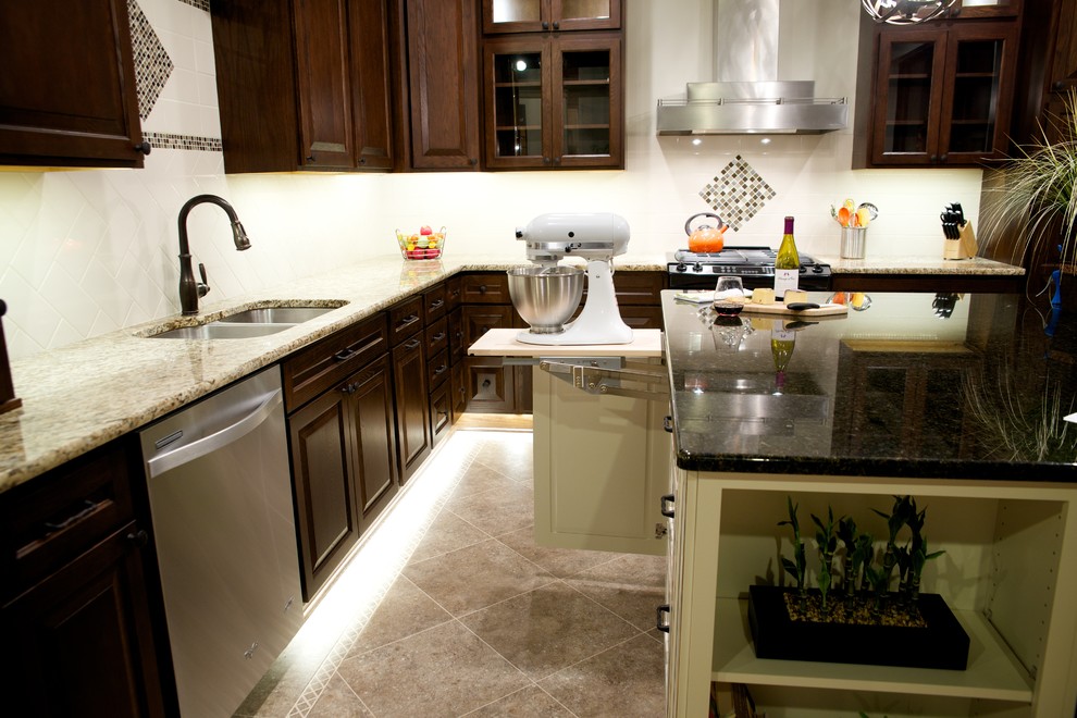 5 Day Kitchens Traditional Kitchen Omaha by ReBath Omaha Houzz