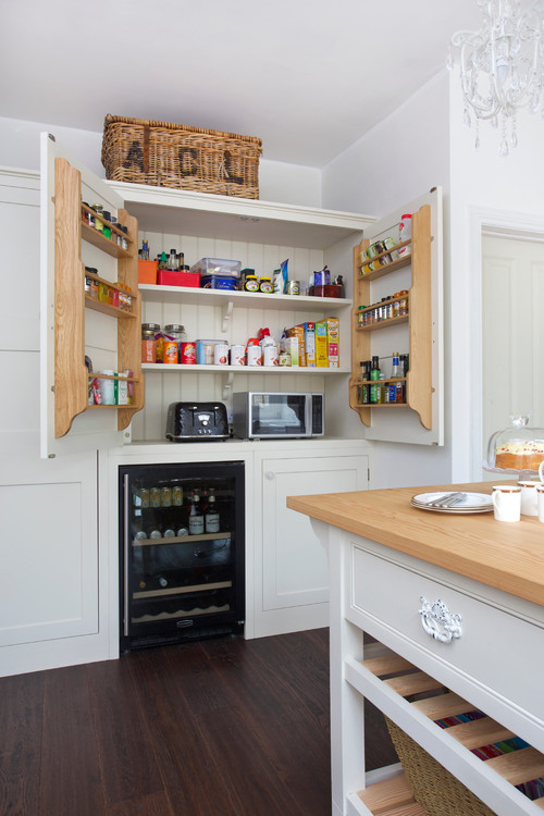 White Shaker Cabinets with Wood Accents: Unique Pantry Inspirations