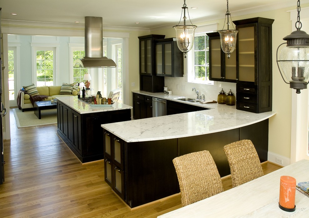 This is an example of a contemporary kitchen in Wilmington.