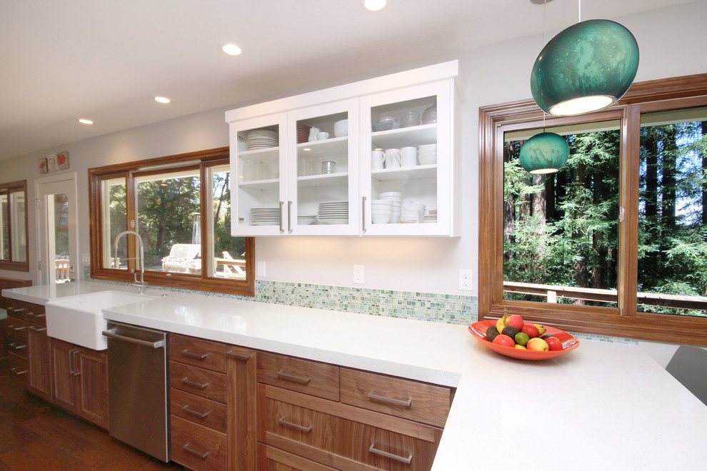 A Kiss of Contemporary In Scotts Valley Contemporary Kitchen