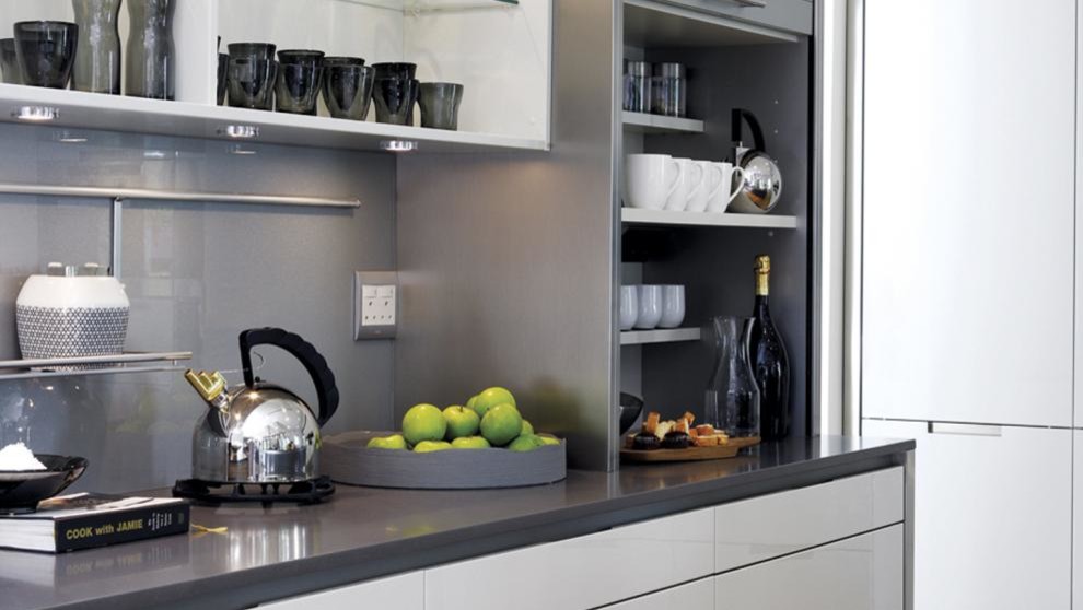 A kitchen with a semiprofessional spirit Santos Kitchens Abu Dhabi