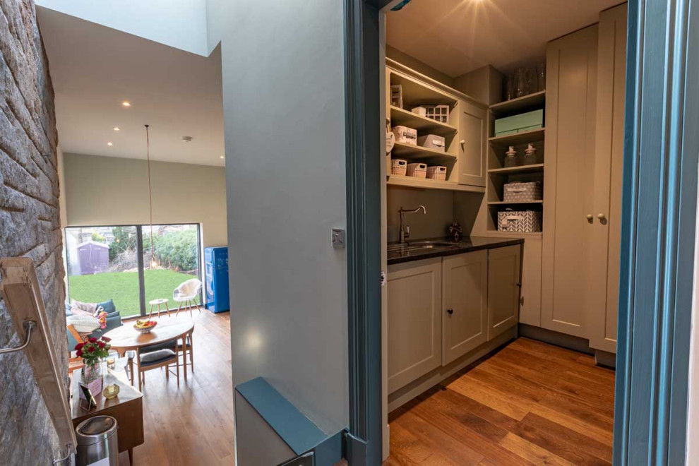 A new kitchen and utility in Corstorphine area of Edinburgh Modern