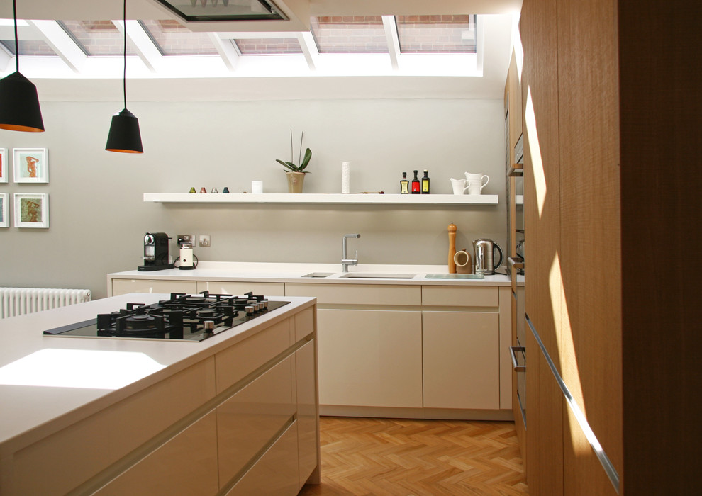 Contemporary kitchen in Oxfordshire.