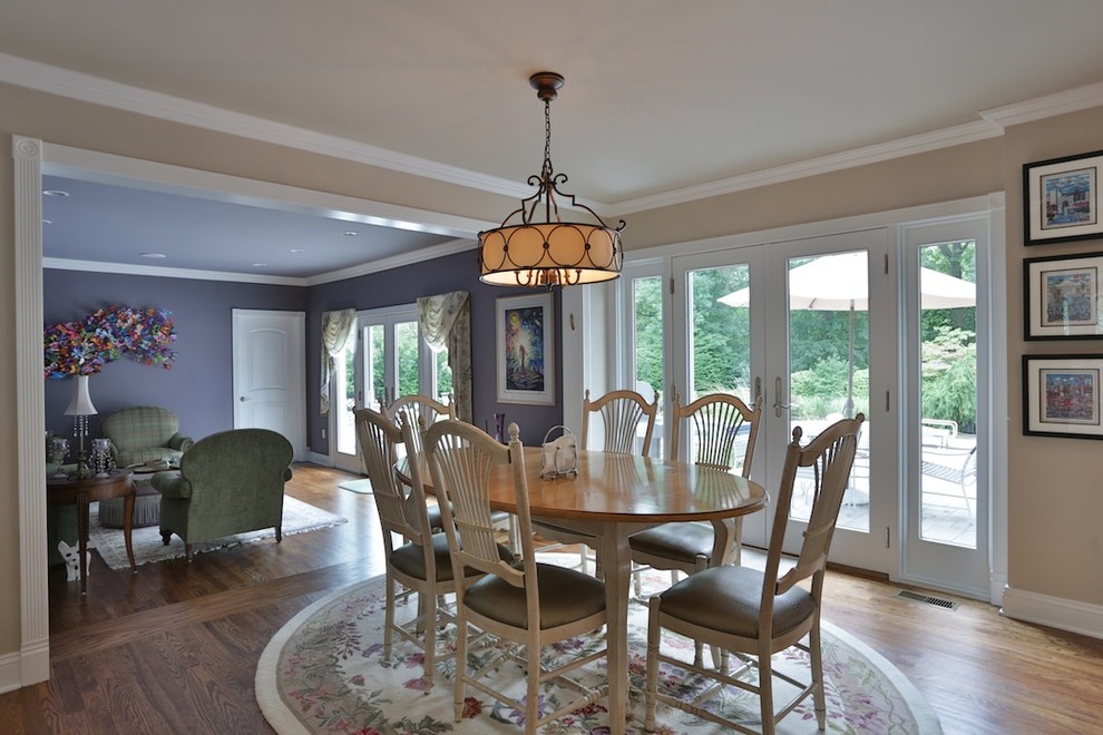 Inspiration for a transitional dining room remodel in Newark