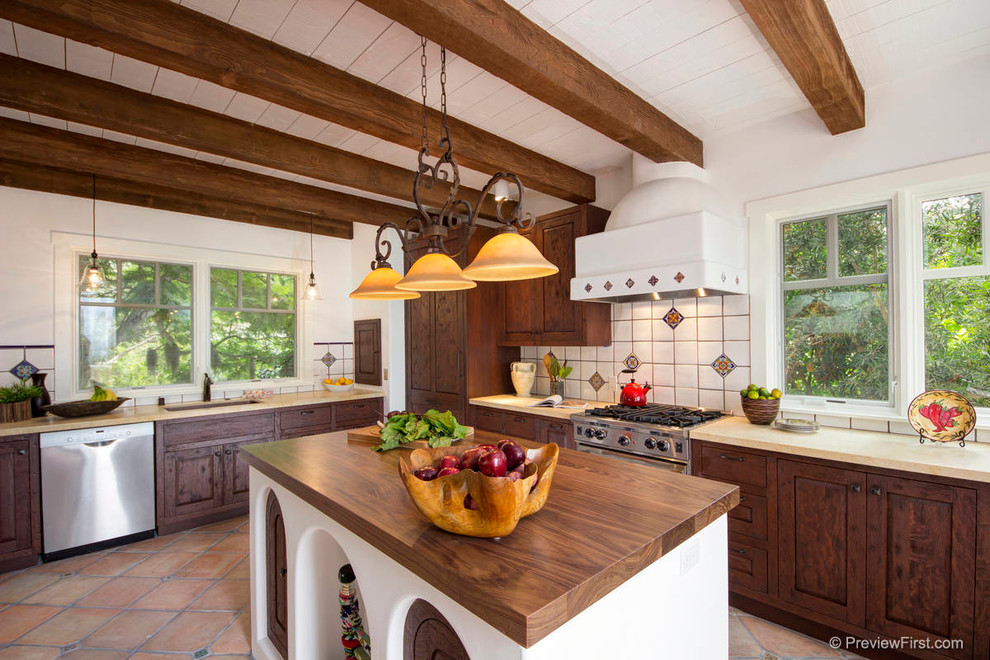 Tuscan kitchen photo in San Diego