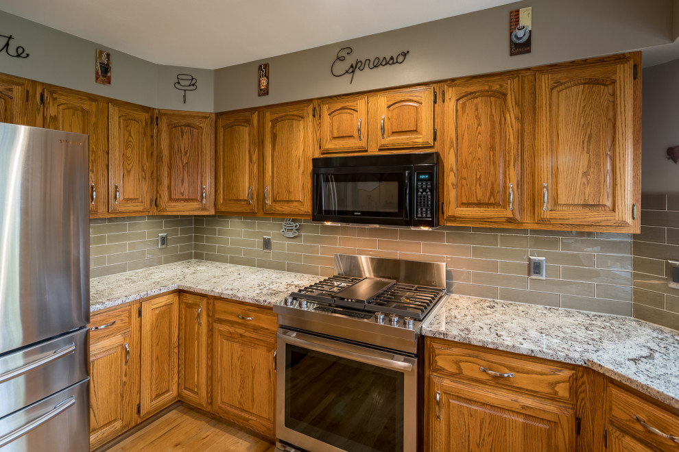 Alaska White Granite with Oak Kitchen Traditional Kitchen