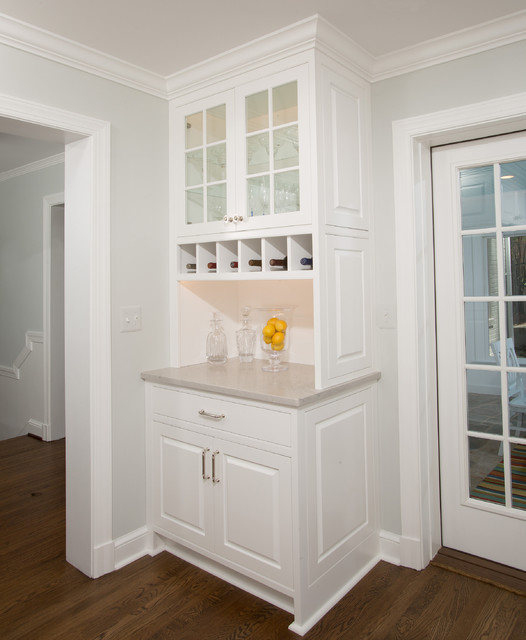 Alexandria Elegant Kitchen and Handsome Master Bath Addition