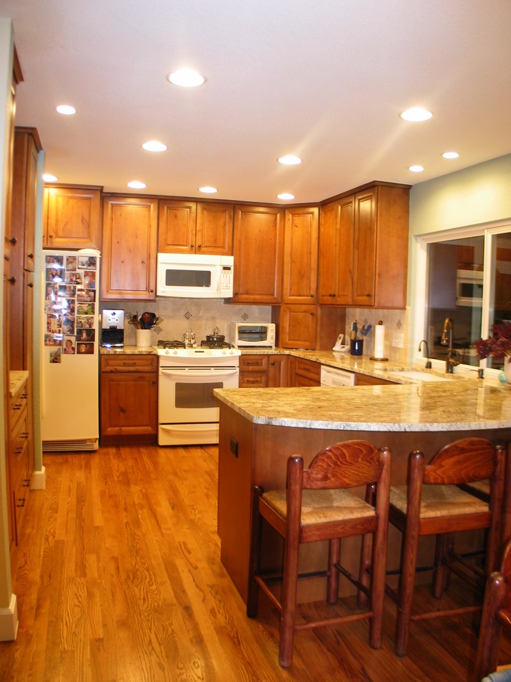 All Kinds Of Kitchens Traditional Kitchen Denver by High