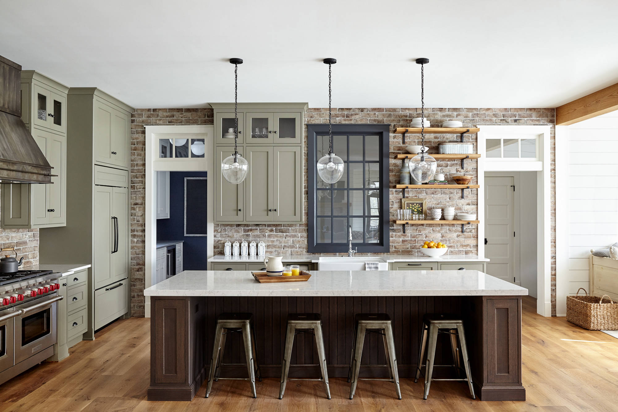 75 Beautiful Kitchen With Green Cabinets Pictures Ideas July 2021 Houzz