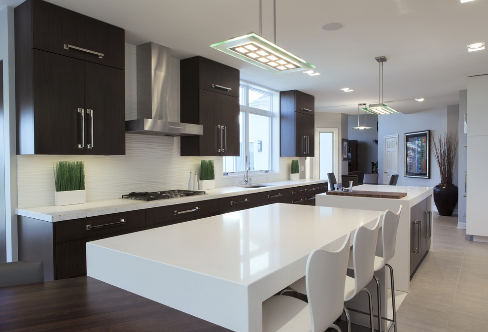 Design ideas for a modern kitchen in Philadelphia.