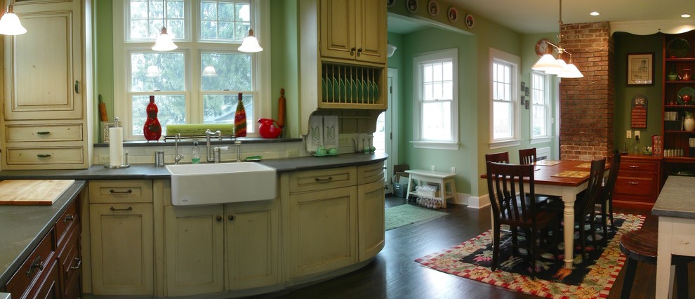 American Foursquare design with modern upgrades blended w/ 19th century