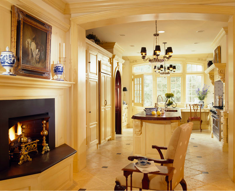 ワシントンD.C.にあるトラディショナルスタイルのおしゃれなキッチン (シルバーの調理設備、ドロップインシンク、大理石の床) の写真