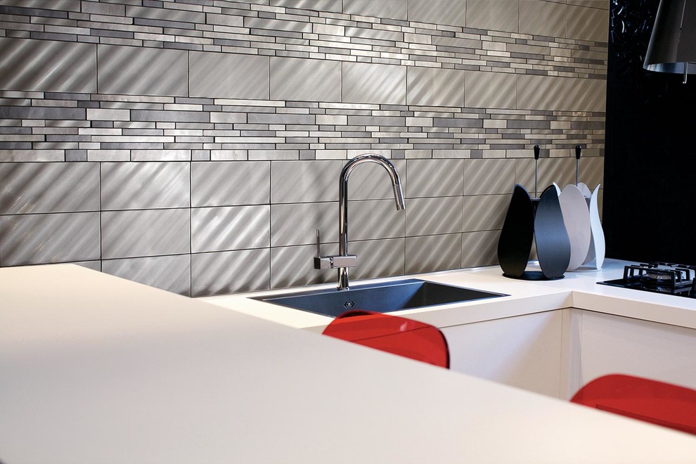 Trendy kitchen photo in Other with gray backsplash and metal backsplash