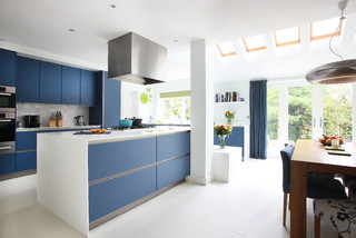 https://st.hzcdn.com/simgs/pictures/kitchens/amersham-kitchen-alex-maguire-photography-img~d5616ddb021f4f22_3-2982-1-6c0a682.jpg